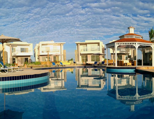 Hurghada, Red Sea, Elegant new Twin Villa + Swimming Pool + Sea View + Garden + Installments plan