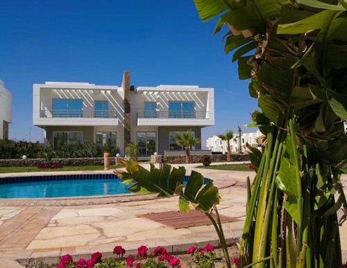 Hurghada, Red Sea, Elegant new Twin Villa + Swimming Pool + Sea View + Garden + Installments plan