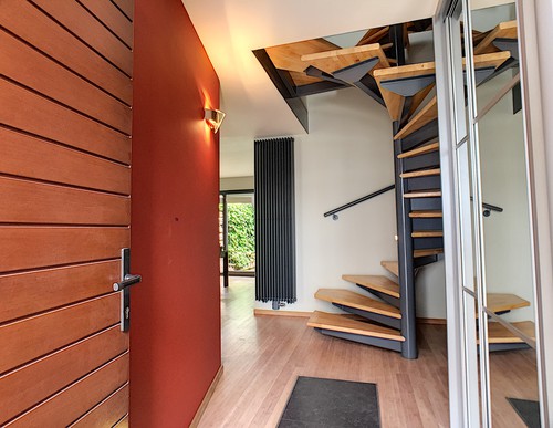 MAISON 3 façades GRAND CONFORT avec JARDIN & grand GARAGE privatif | HALF OPEN BEBOUWING 155 m² met groot comfort, stadstuin en grote garage