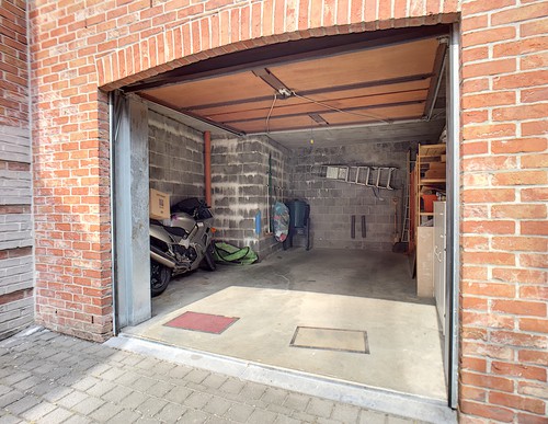 MAISON 3 façades GRAND CONFORT avec JARDIN & grand GARAGE privatif | HALF OPEN BEBOUWING 155 m² met groot comfort, stadstuin en grote garage