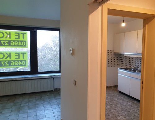 8500 Kortrijk: gezelig appartement uitzicht op park, centraal gelegen