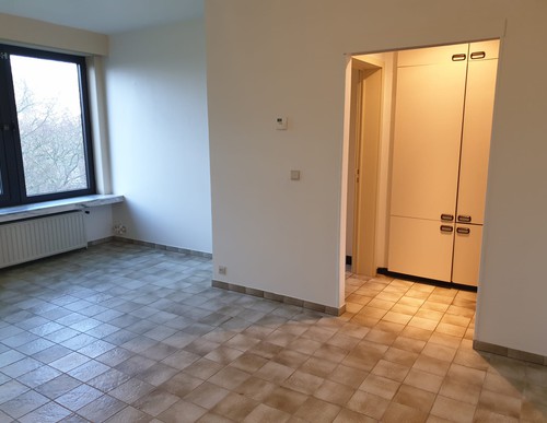 8500 Kortrijk: gezelig appartement uitzicht op park, centraal gelegen