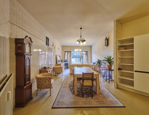 Handelspand met woonst te koop in Neerpelt centrum