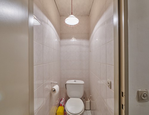 Handelspand met woonst te koop in Neerpelt centrum