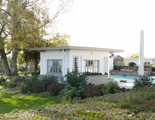 Karaktervolle Art-deco villa op toplocatie te Anzegem!