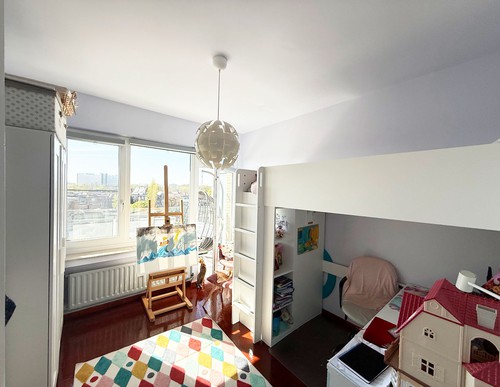 Ruim appartement met 3 balkons en 3 slaapkamers